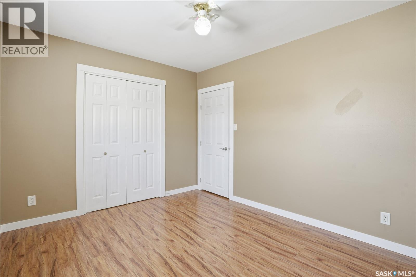 Single Family House Bungalow for Sale in  ROYAL STREET Regina 