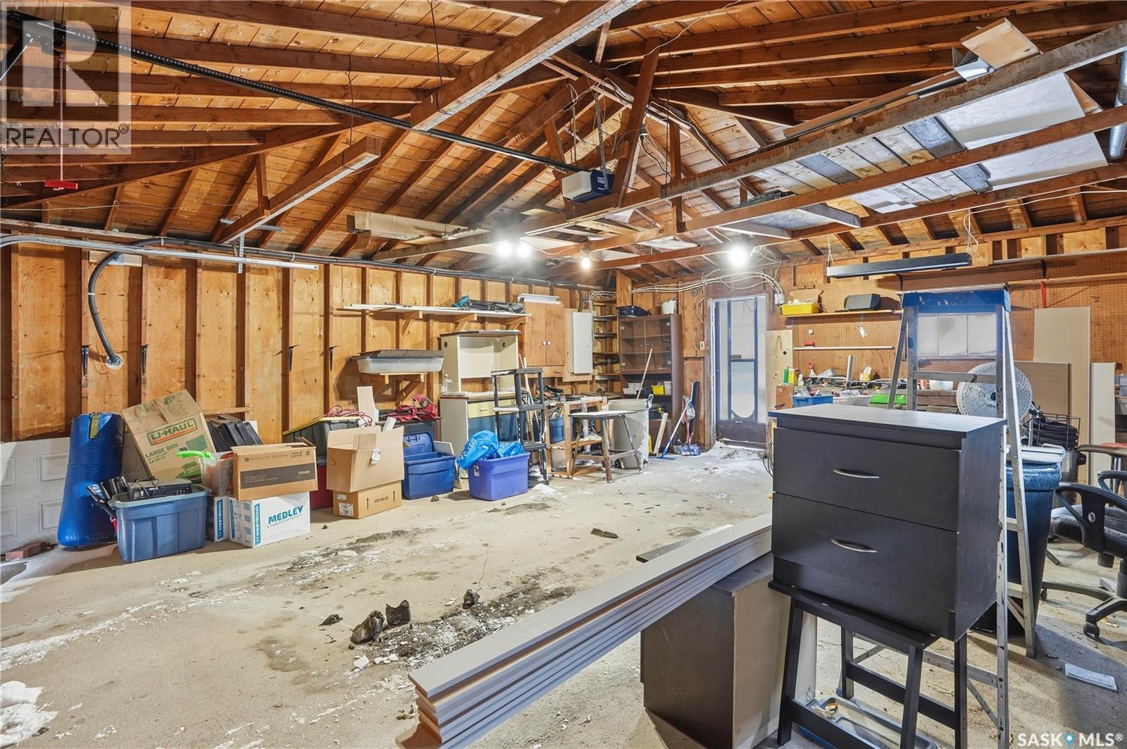 Single Family House Bungalow for Sale in  ROYAL STREET Regina 