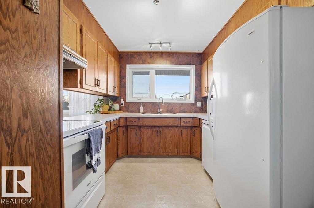 Single Family House Bungalow for Sale in   AV NW Edmonton 