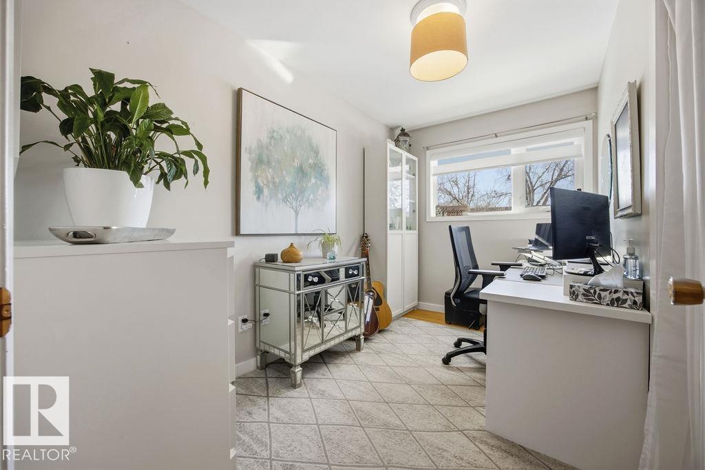 Single Family House Bungalow for Sale in   AV NW Edmonton 