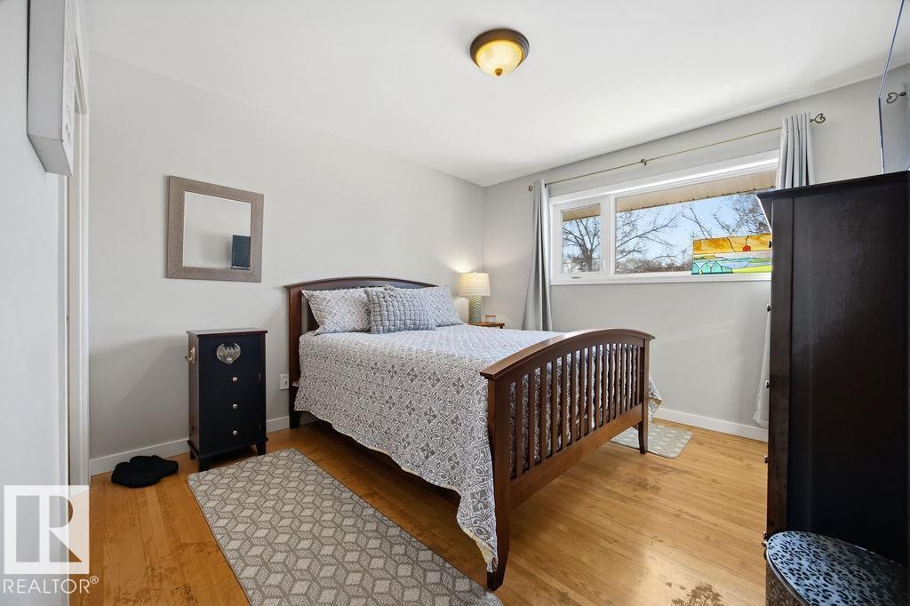 Single Family House Bungalow for Sale in   AV NW Edmonton 