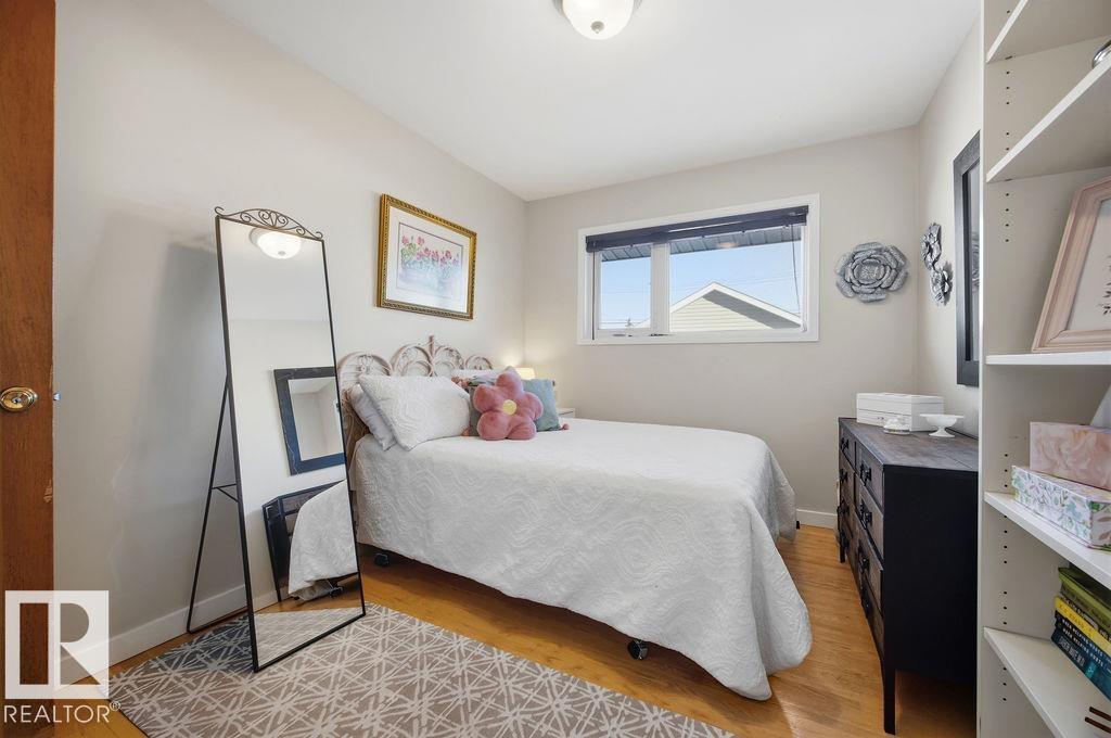 Single Family House Bungalow for Sale in   AV NW Edmonton 