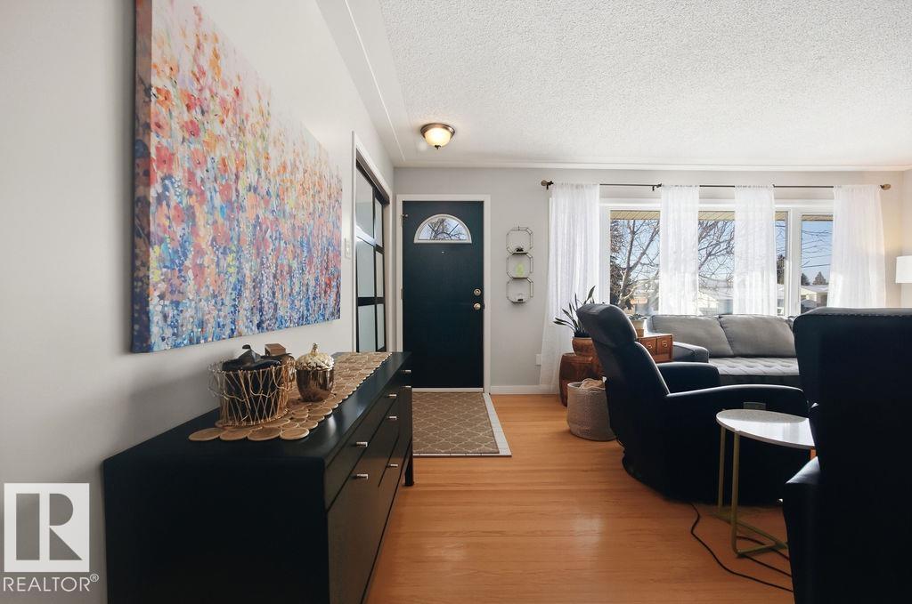 Single Family House Bungalow for Sale in   AV NW Edmonton 