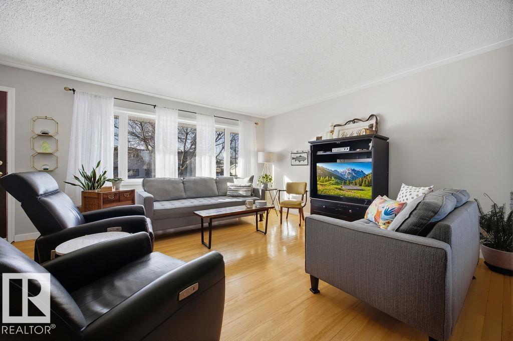 Single Family House Bungalow for Sale in   AV NW Edmonton 