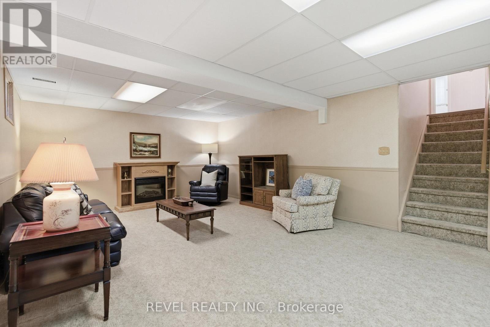 3 ELDERWOOD DRIVE, St. Catharines (Grapeview), Ontario