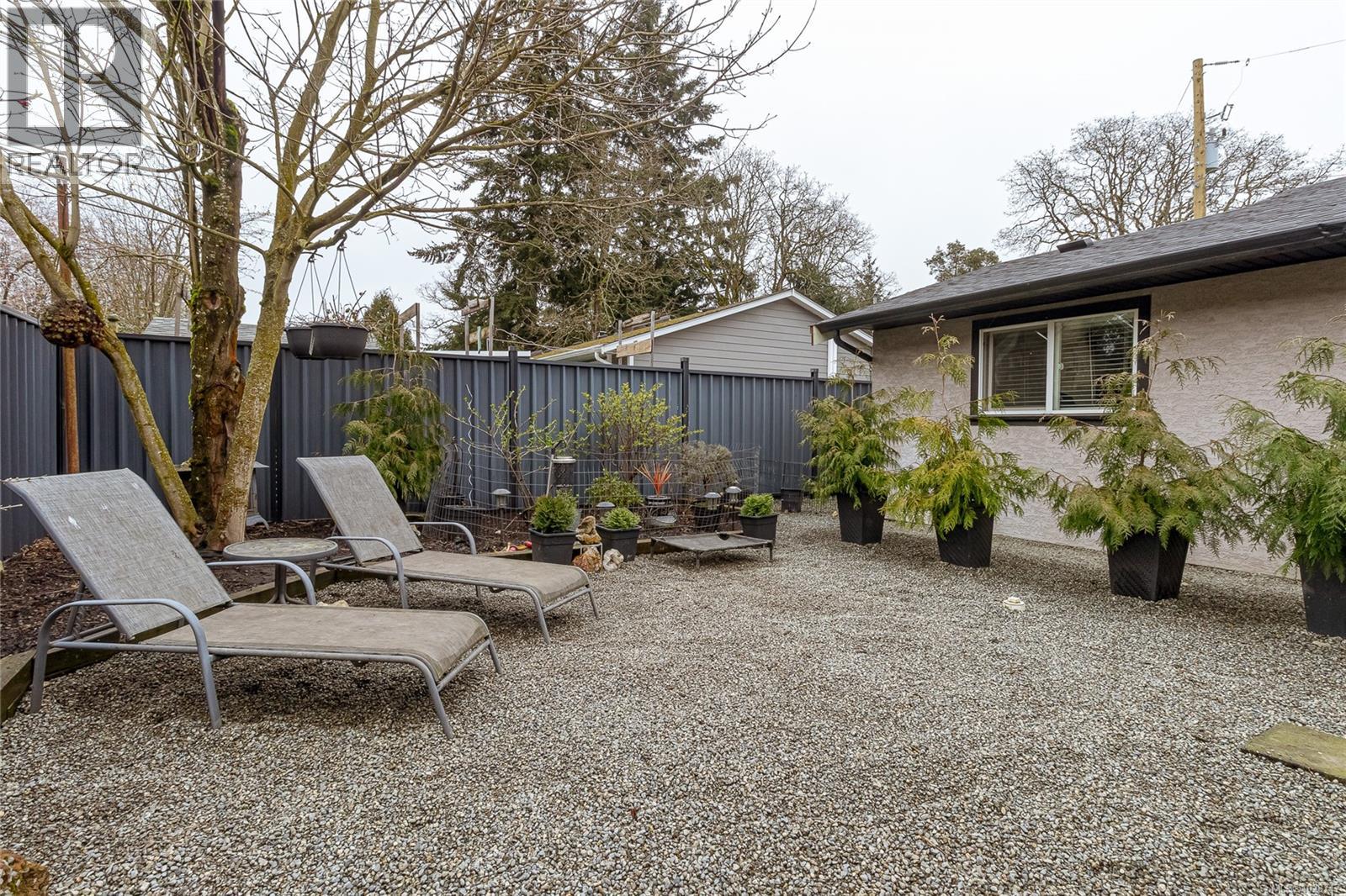 2894 MAURICE LANE - 21