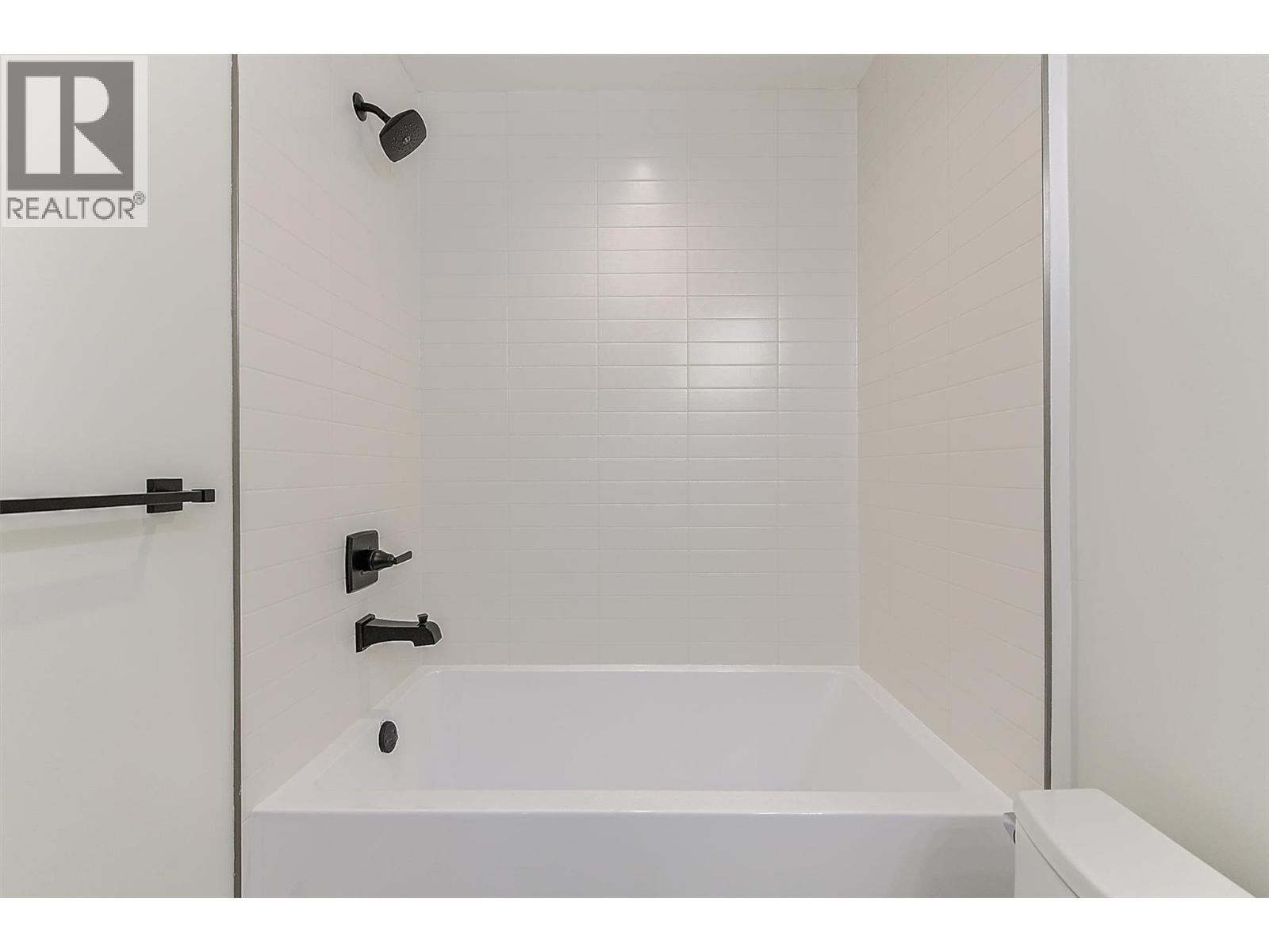 3590 Redecopp Road Unit# 6, Lake Country