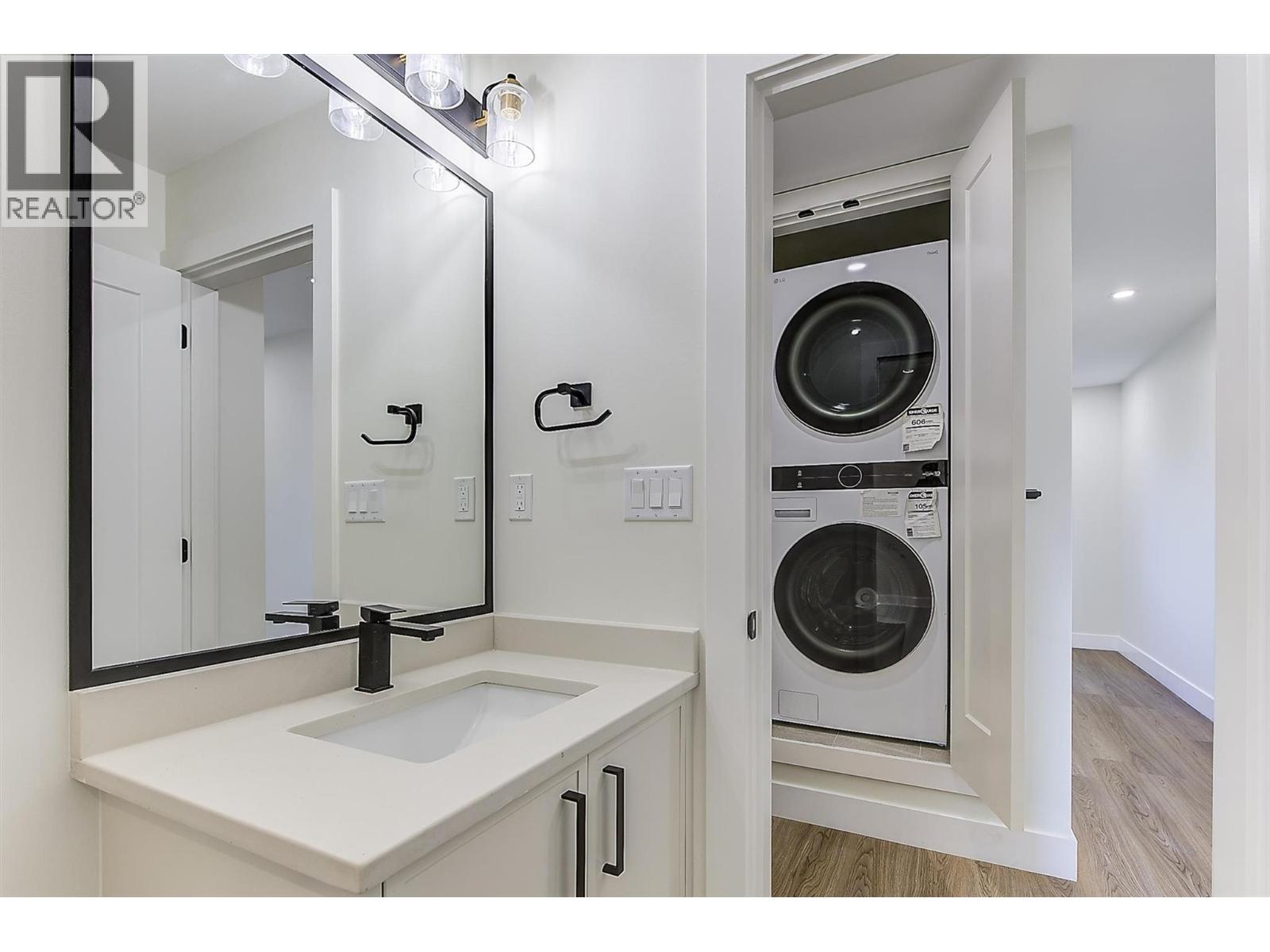 3590 Redecopp Road Unit# 6, Lake Country