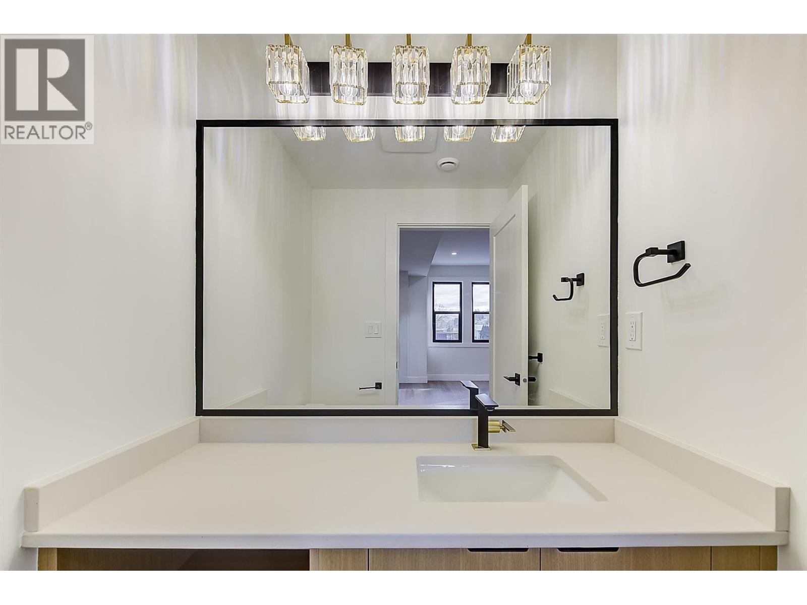 3590 Redecopp Road Unit# 6, Lake Country