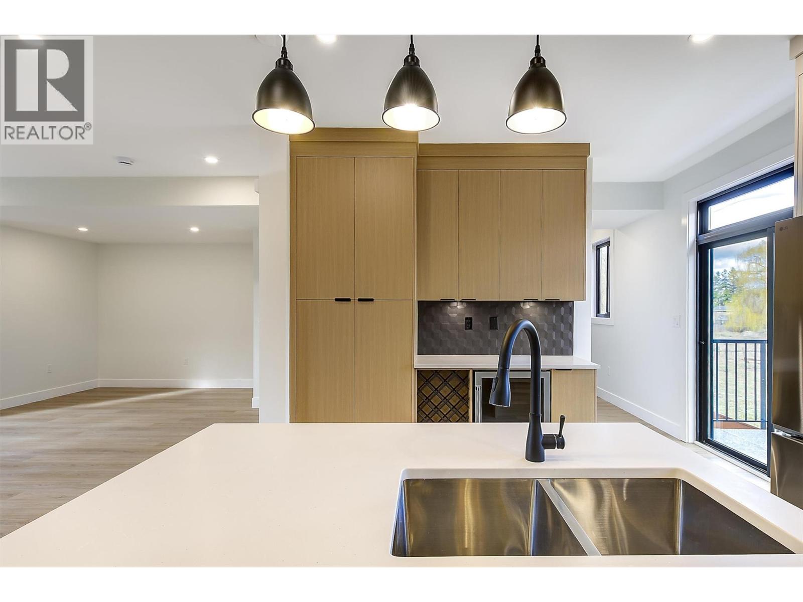 3590 Redecopp Road Unit# 6, Lake Country