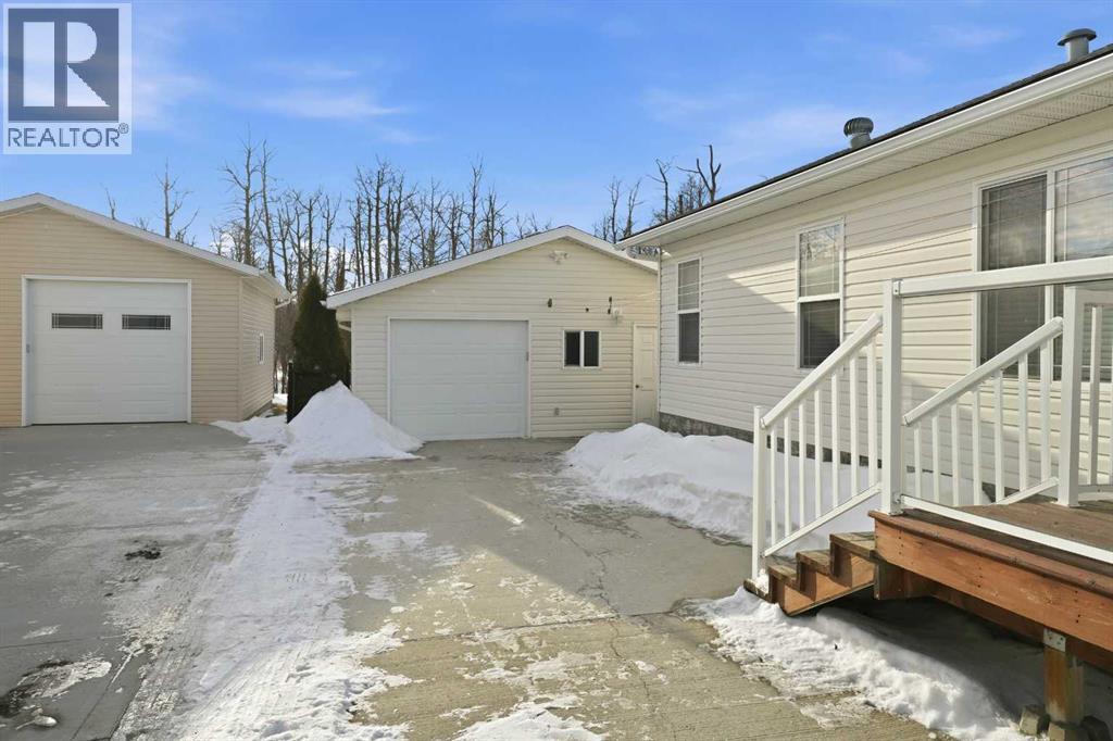 11 Baywood Link, Sylvan Lake