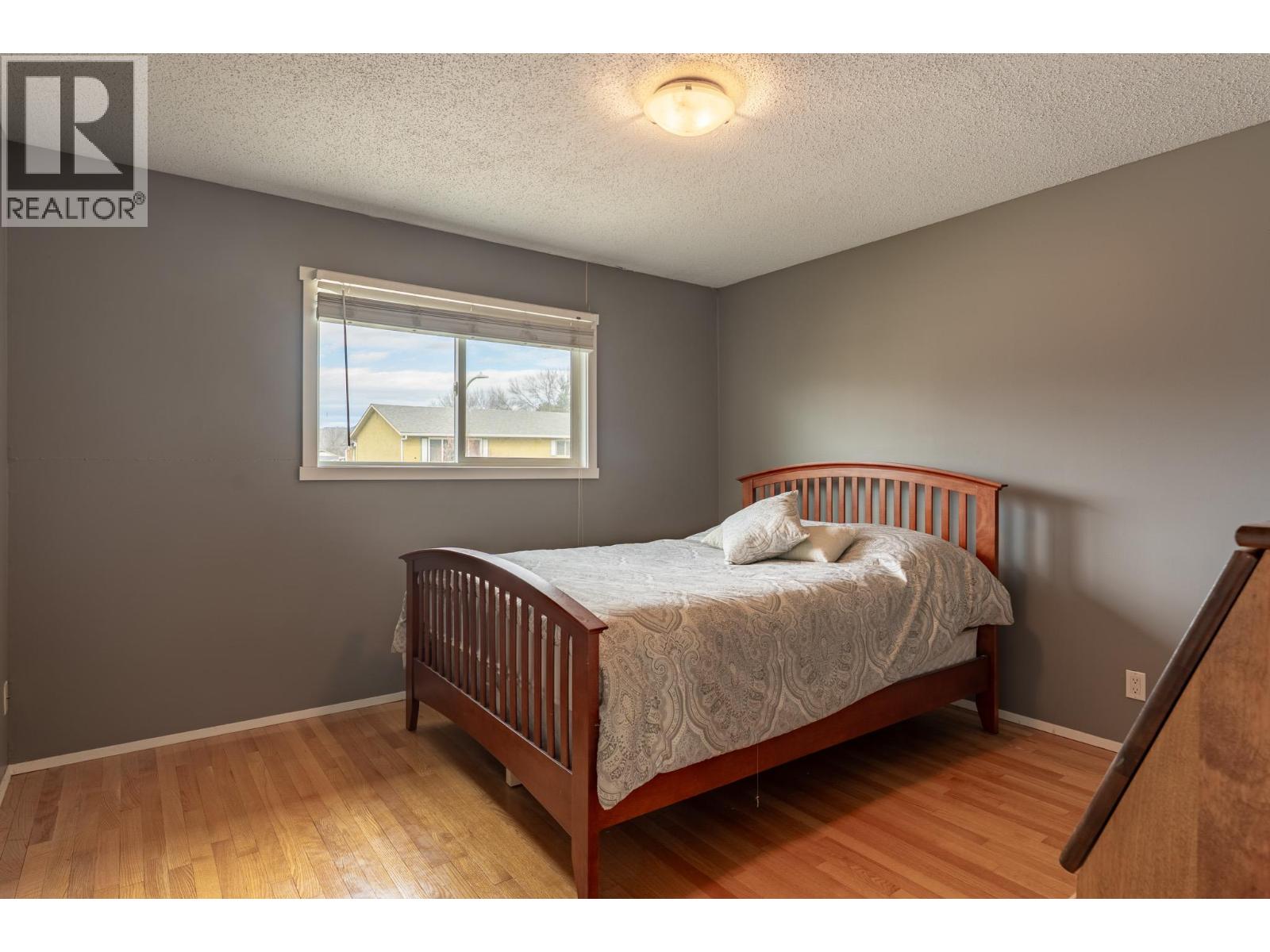 909 Grenfell Court, Kelowna