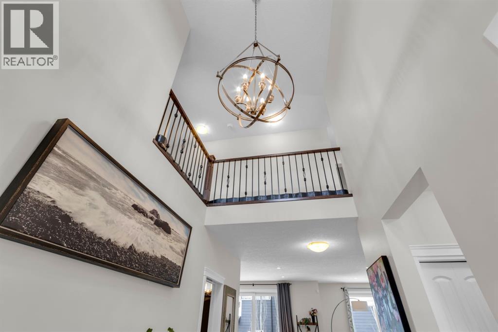 Single Family House for Sale in  Westland Crescent SW West Springs Calgary 