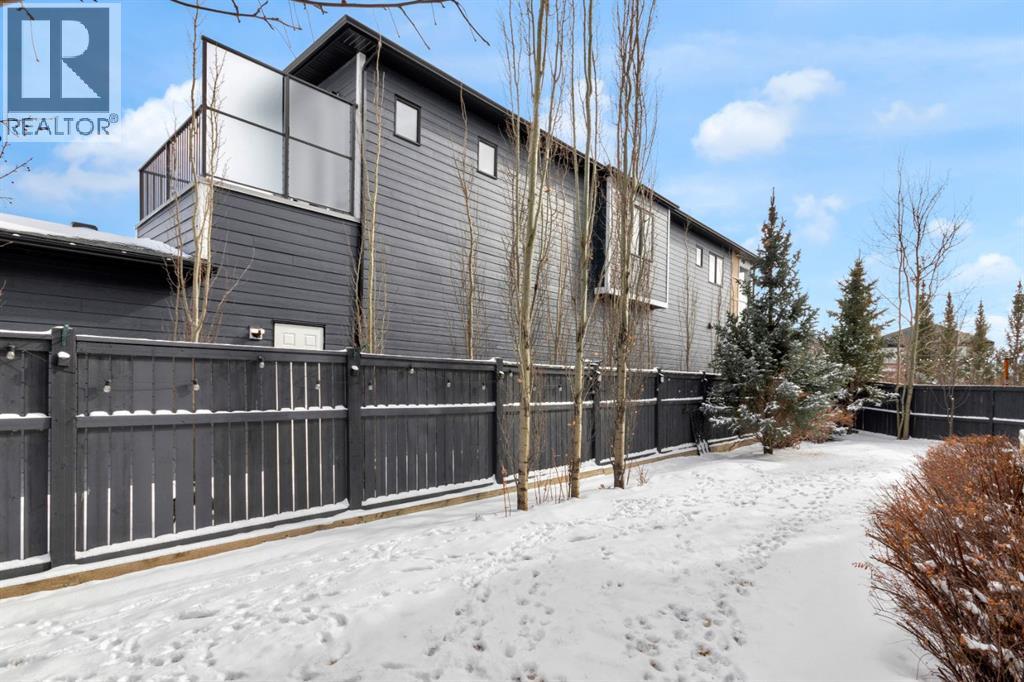 Single Family House for Sale in  Westland Crescent SW West Springs Calgary 