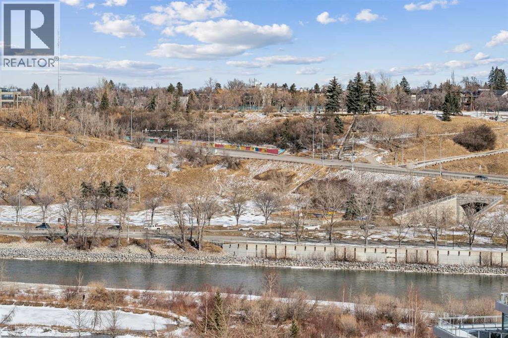 Single Family House for Sale in   Riverfront Avenue SW Eau Claire Calgary 