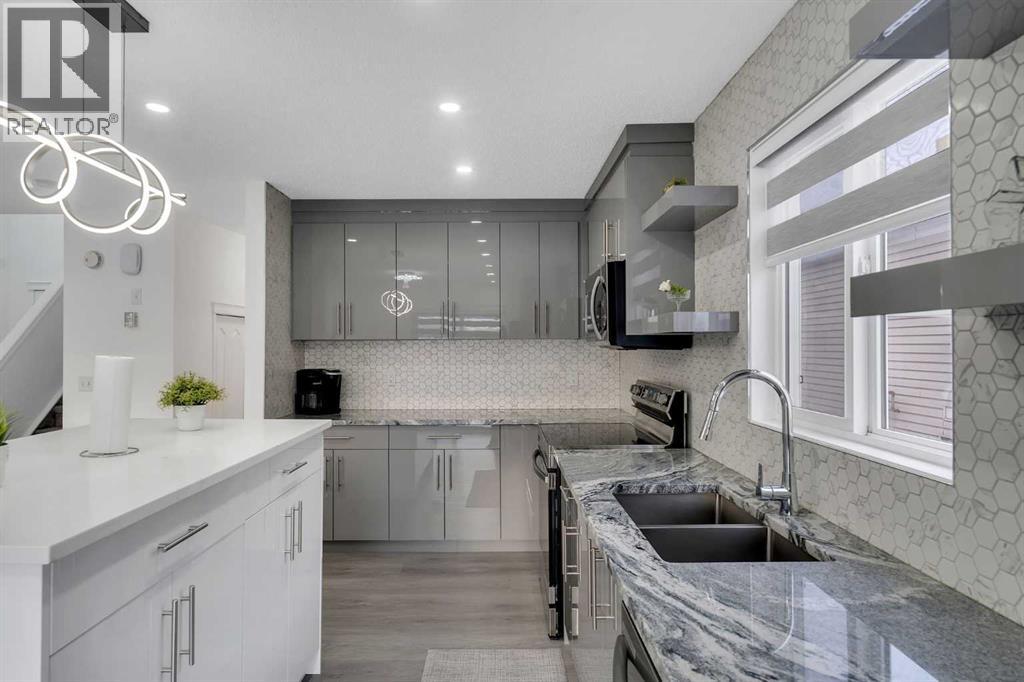 Single Family House for Sale in  Royal Birch Terrace NW Royal Oak Calgary 