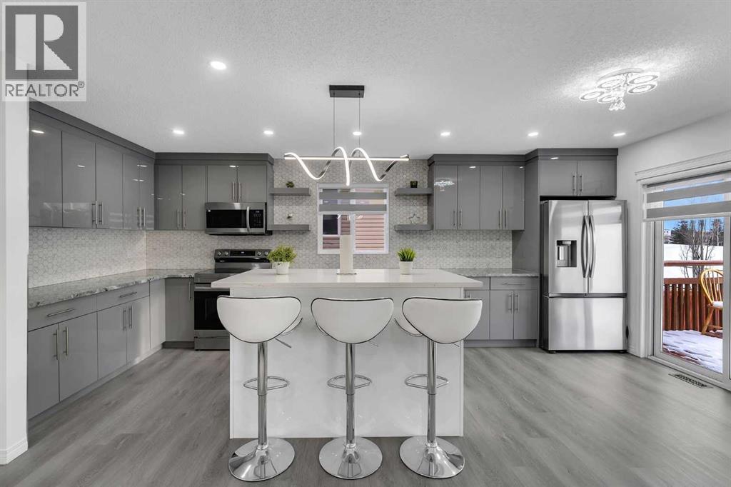 Single Family House for Sale in  Royal Birch Terrace NW Royal Oak Calgary 