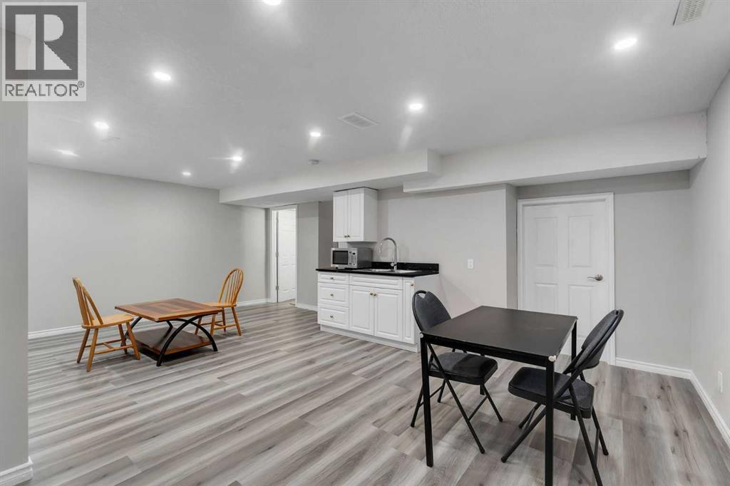 Single Family House for Sale in  Royal Birch Terrace NW Royal Oak Calgary 