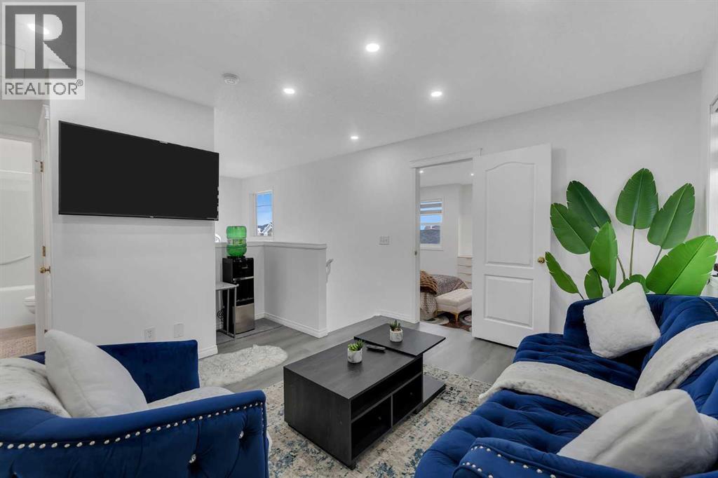 Single Family House for Sale in  Royal Birch Terrace NW Royal Oak Calgary 