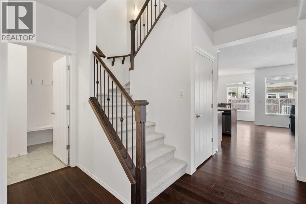 Single Family House for Sale in  Auburn Sound Close SE Auburn Bay Calgary 