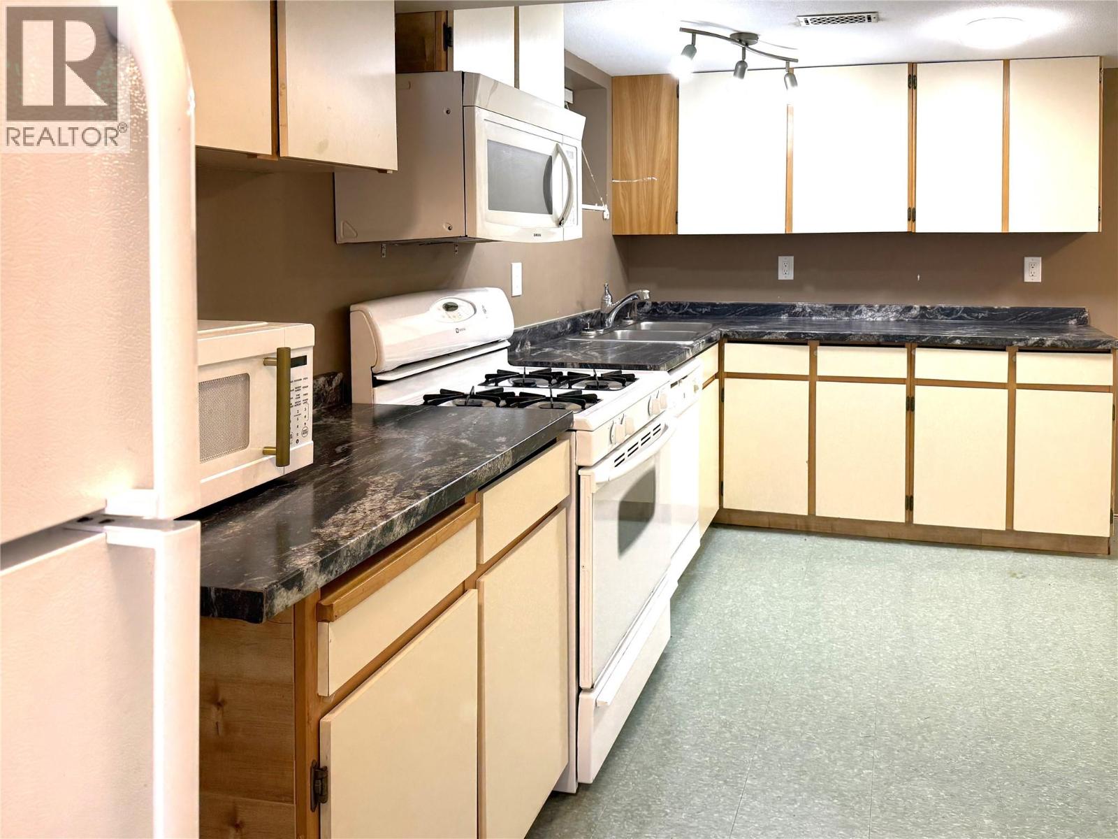 1359 HAMILTON Street, Kamloops