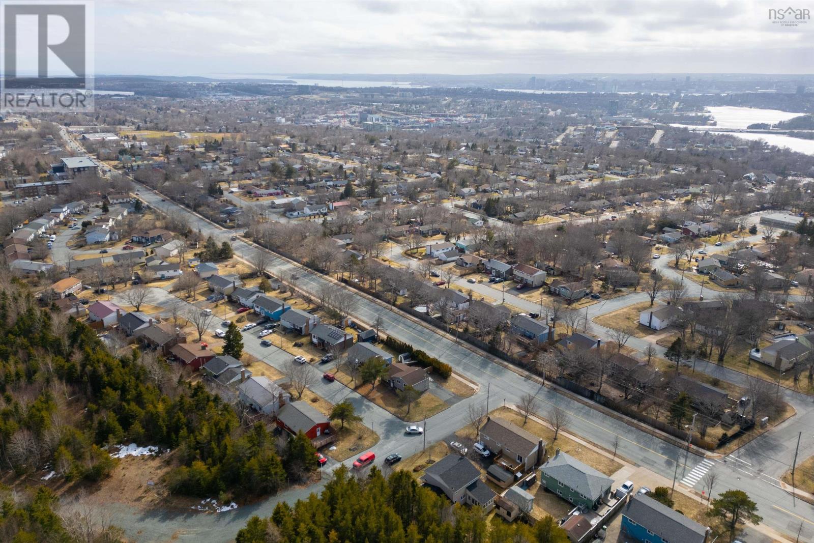 Property 44 of 44 of 2 Delmac Court