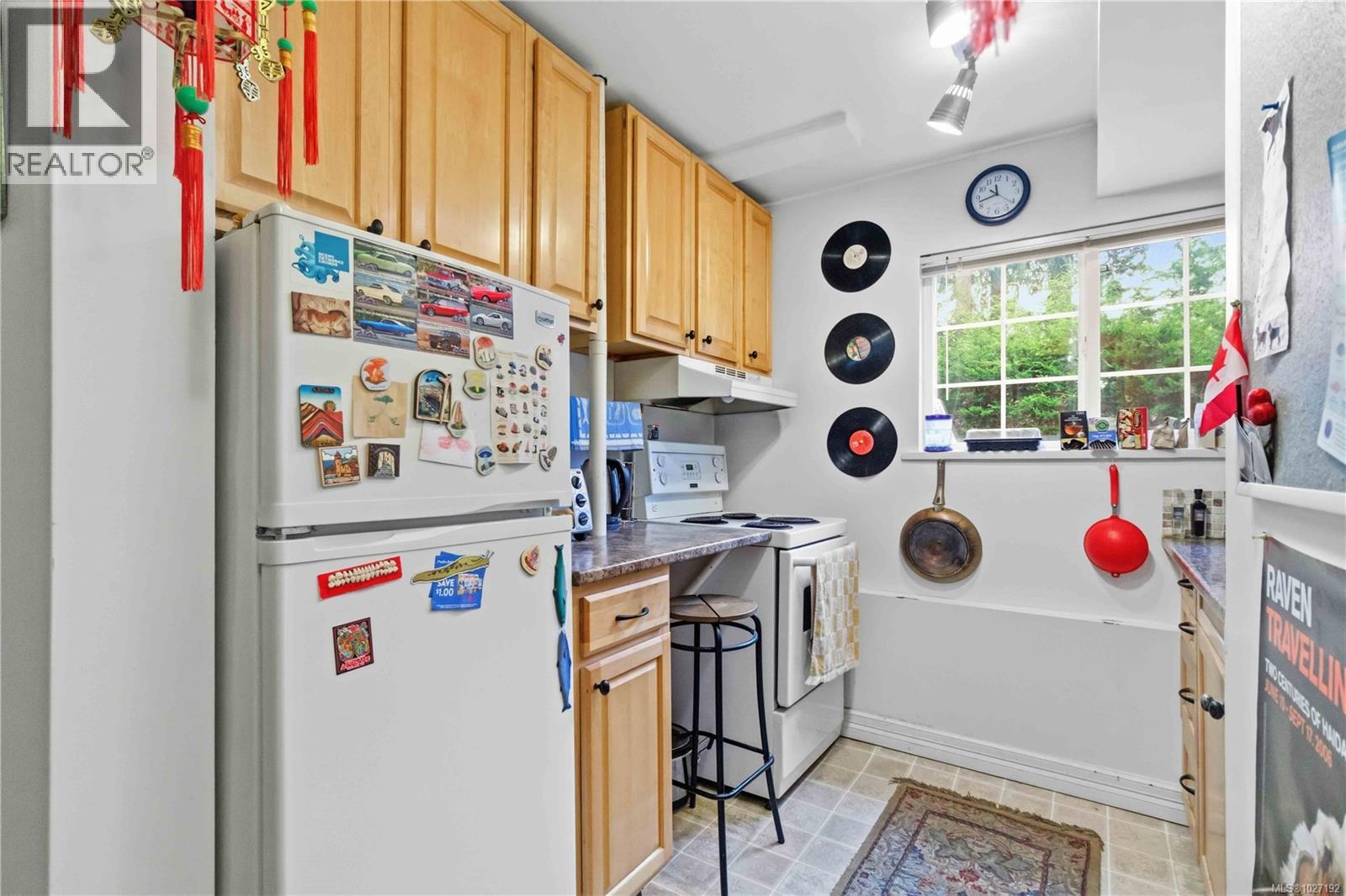 4719 TREETOP HTS - 27