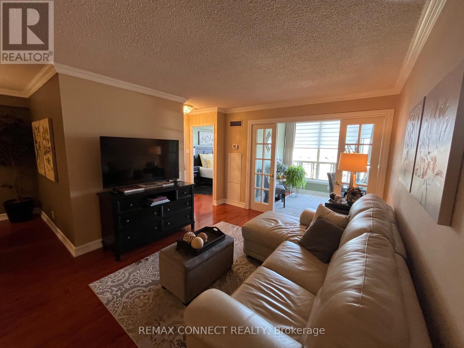 #1516 1890 VALLEY FARM ROAD - 7
