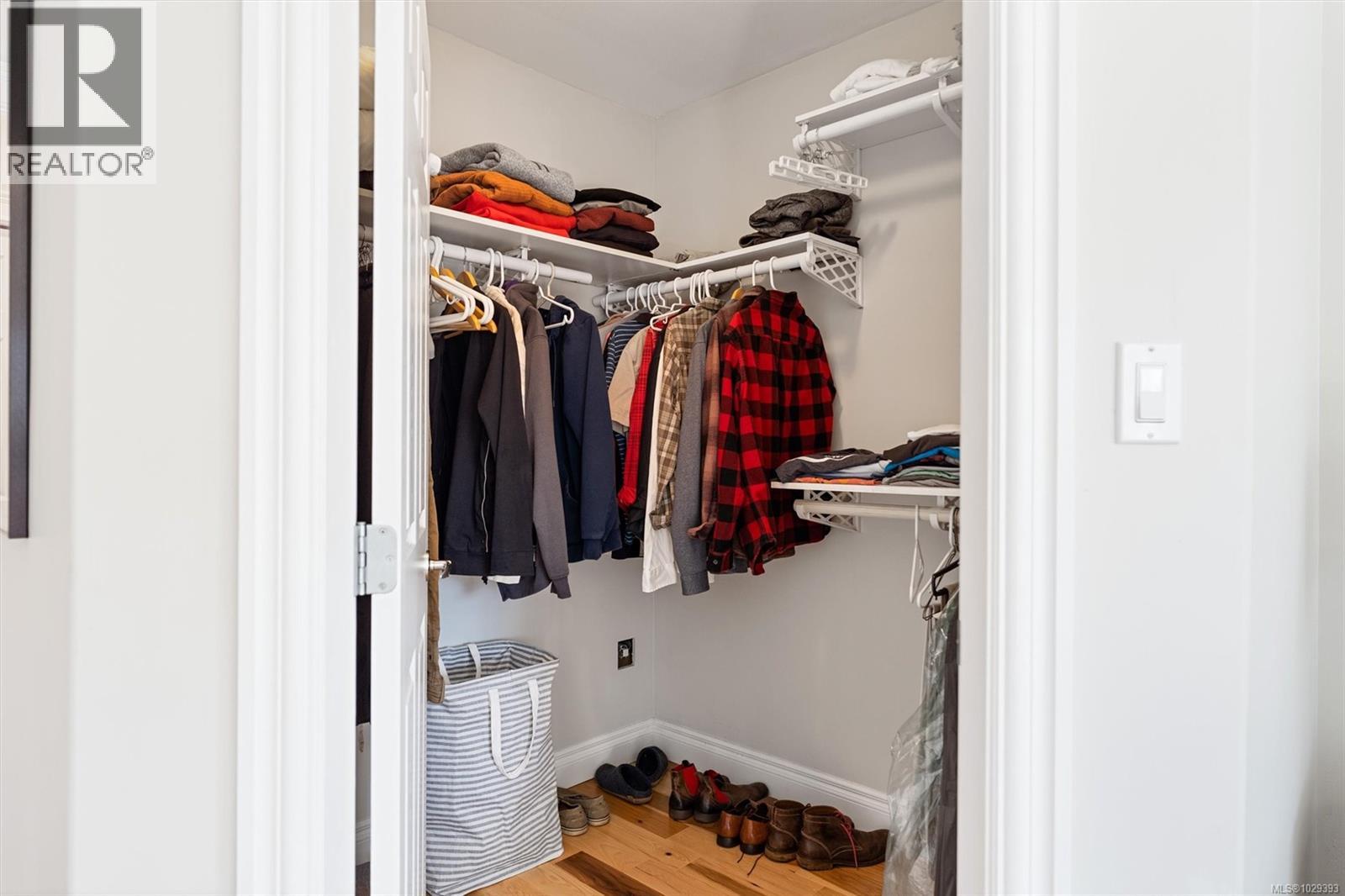 #108 1645 NARISSA RD - 18