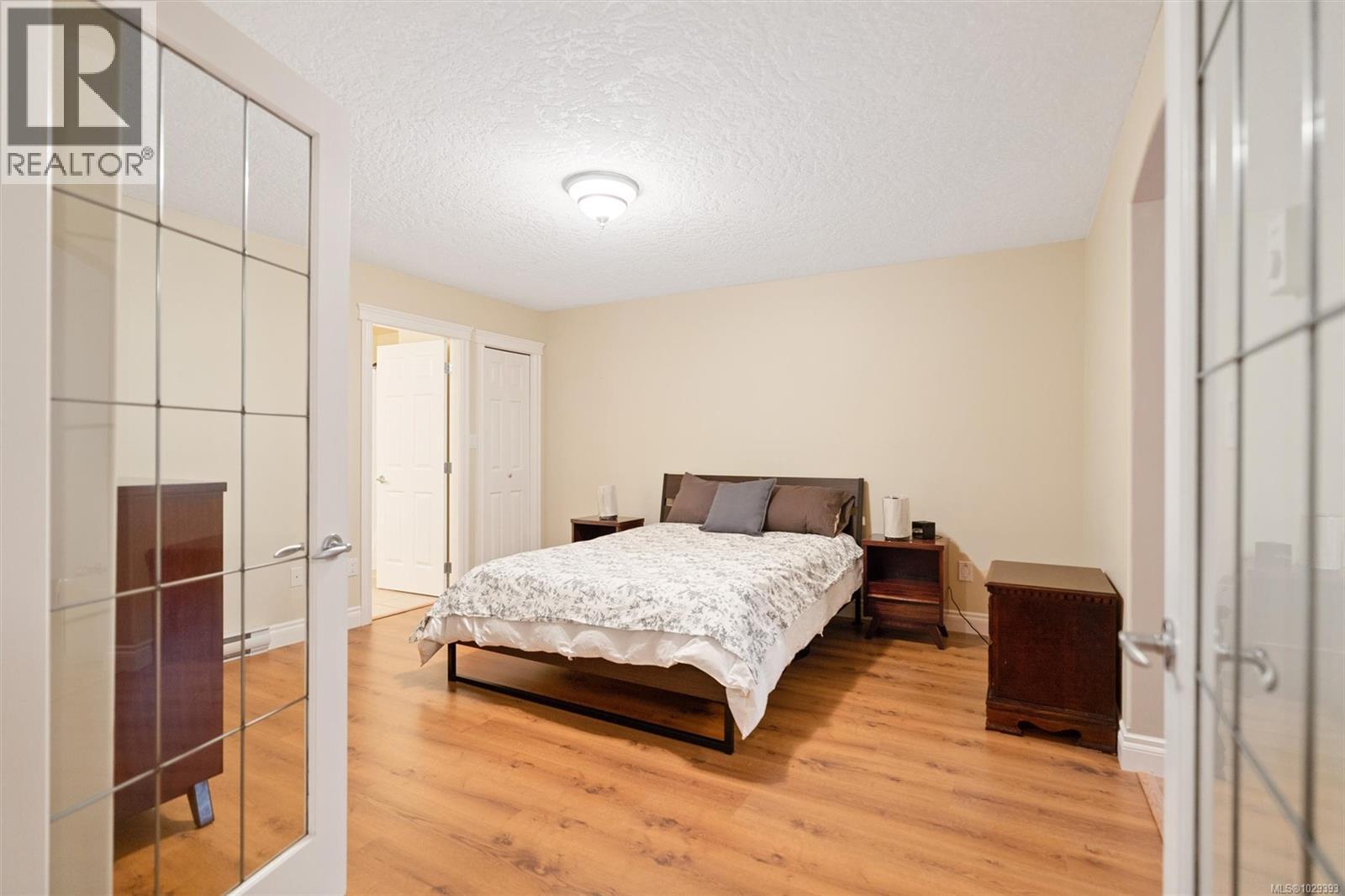 #108 1645 NARISSA RD - 26