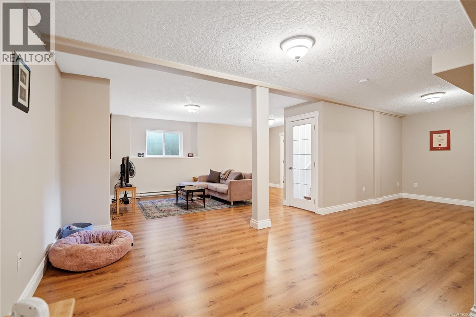 #108 1645 NARISSA RD - 29