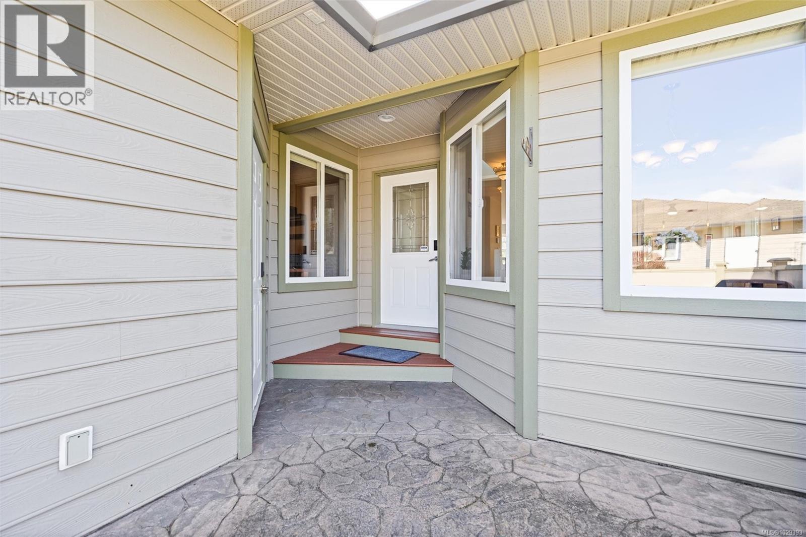 #108 1645 NARISSA RD - 33