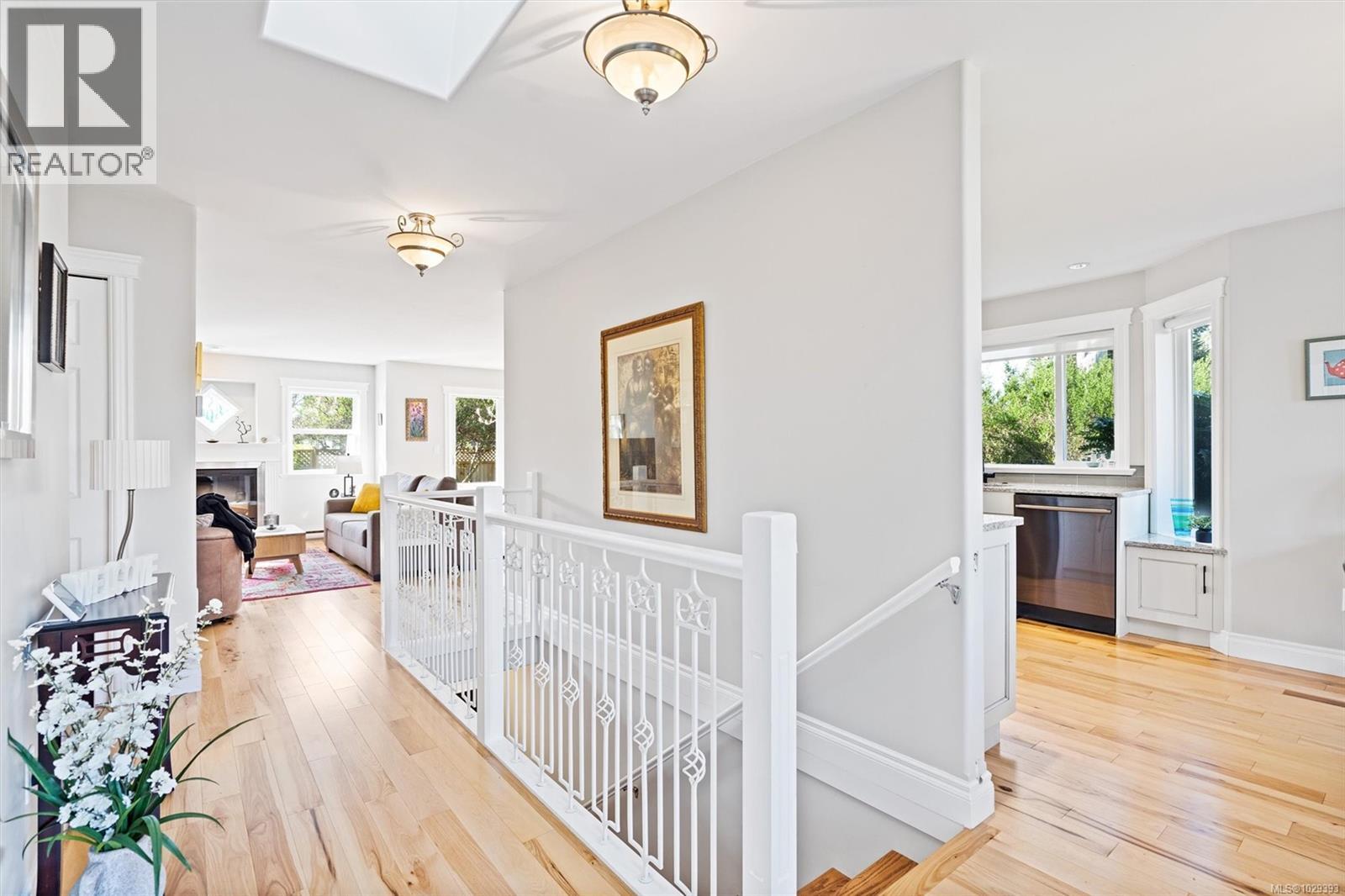 #108 1645 NARISSA RD - 4