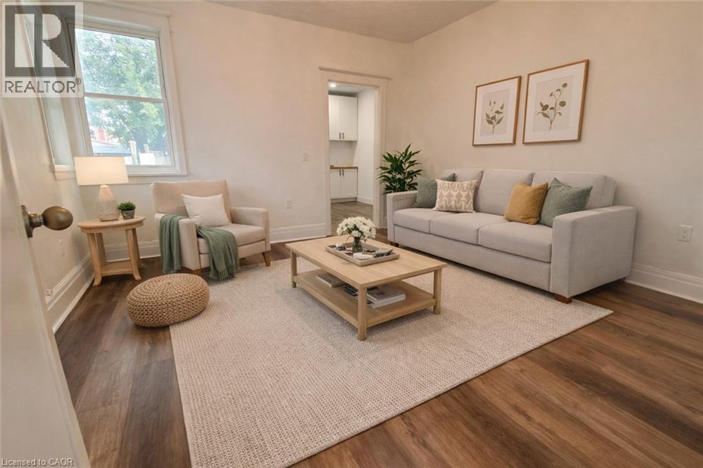 198 SHERMAN Avenue N Unit# 1