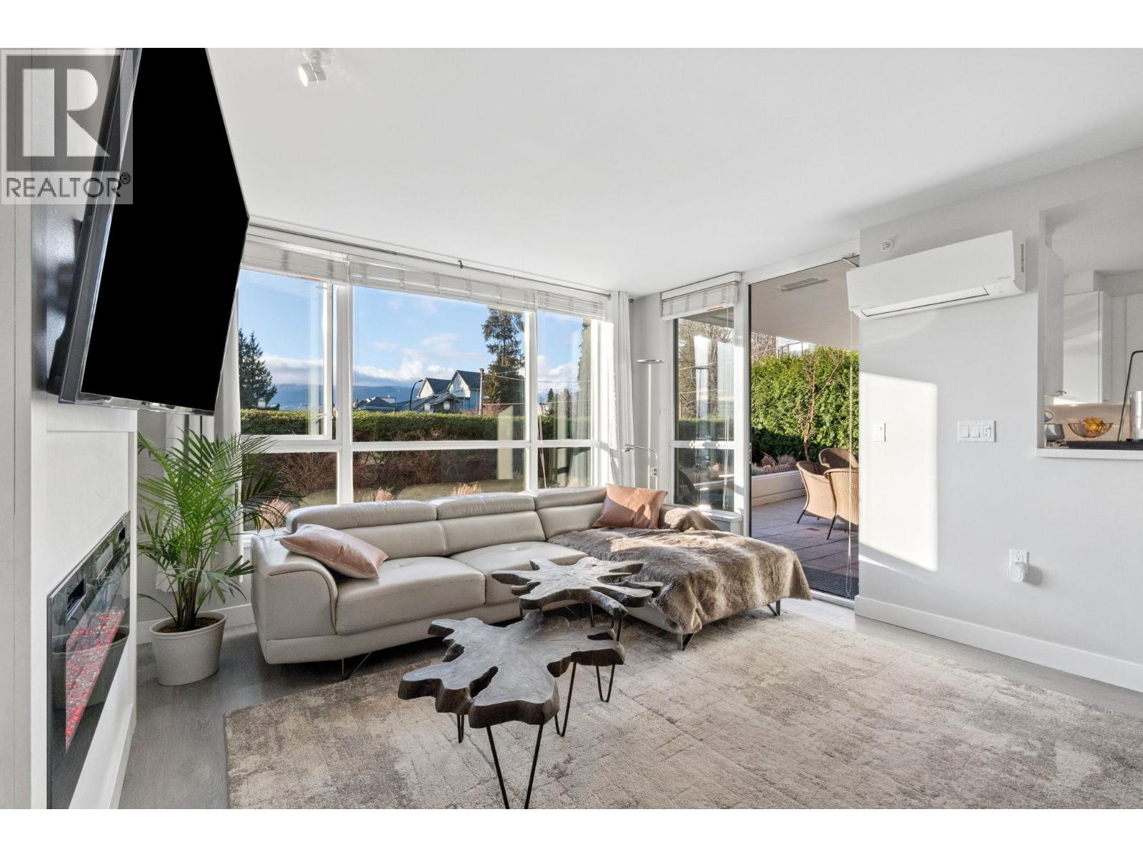 308 160 W 3RD STREET