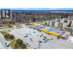 669 Colborne Street E, Brantford, ON N3S3M8 Photo 11