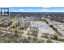 669 Colborne Street E, Brantford, ON N3S3M8 Photo 22