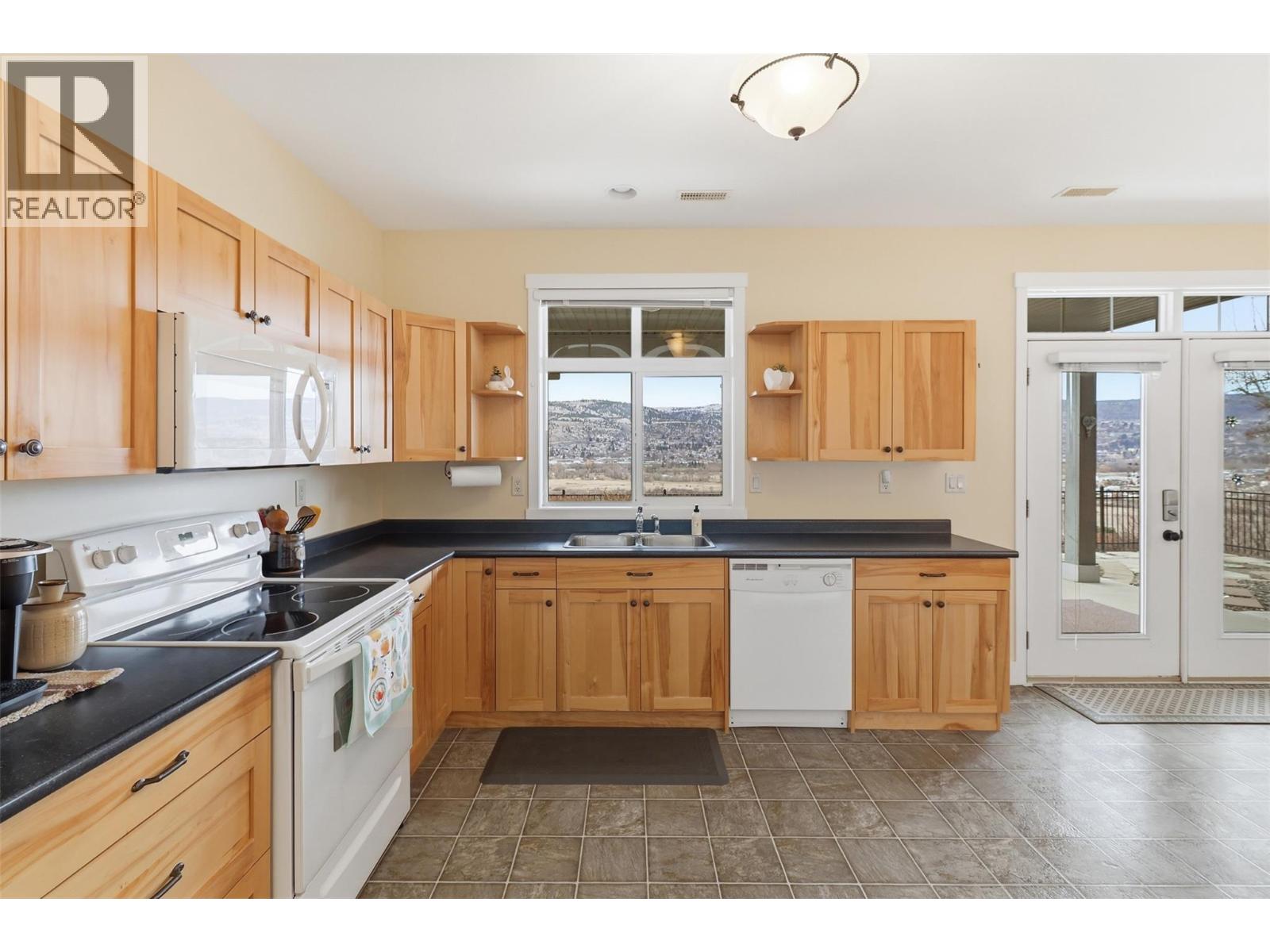 536 TRILLIUM Drive, Kamloops