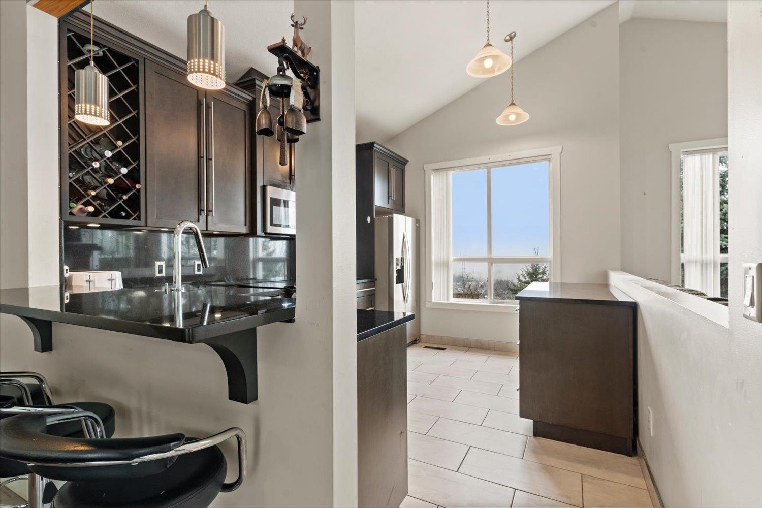 1706 5260 GOLDSPRING PLACE, Promontory, Chilliwack