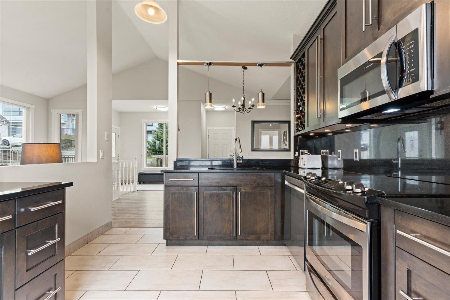 1706 5260 GOLDSPRING PLACE, Promontory, Chilliwack