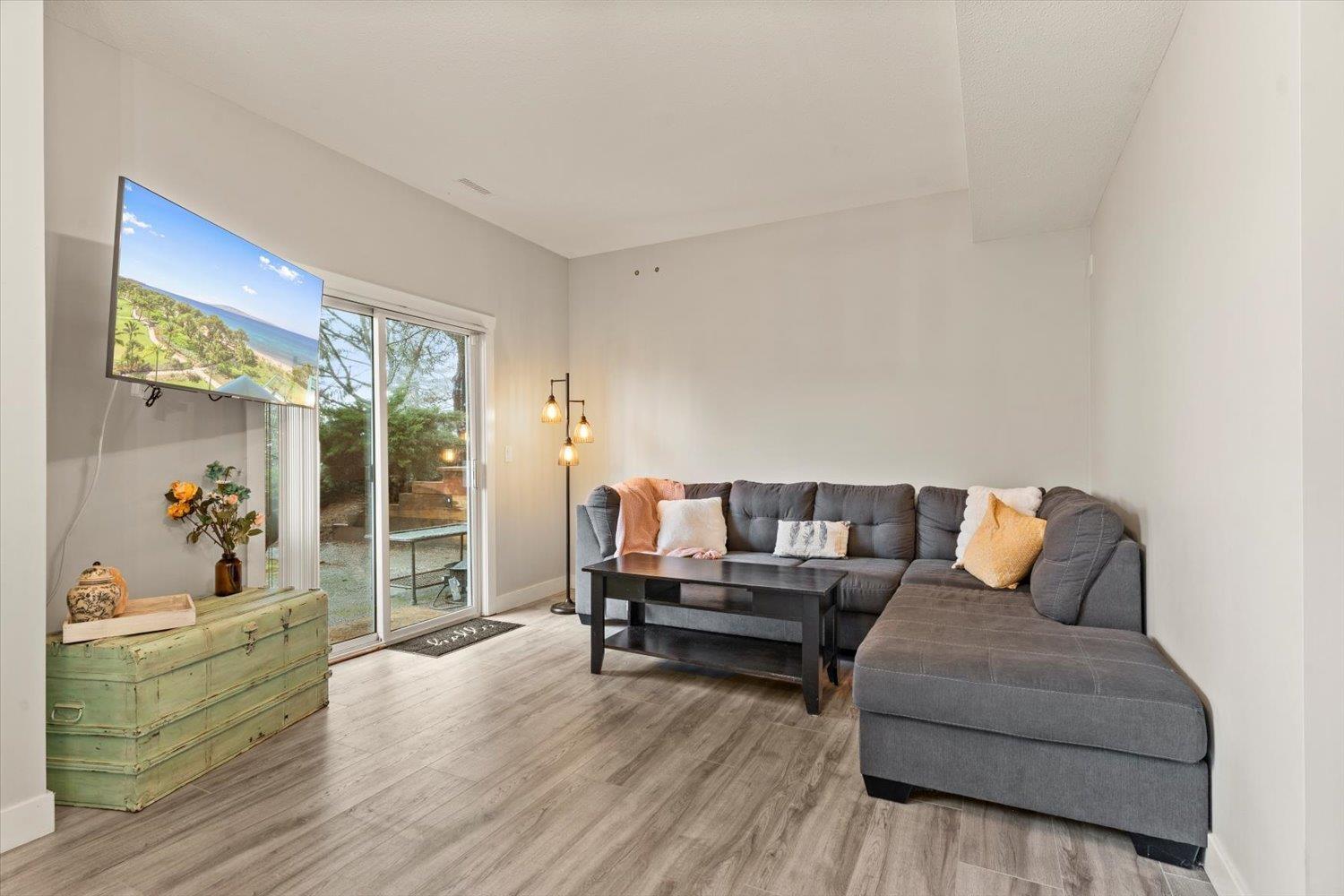 1706 5260 GOLDSPRING PLACE, Promontory, Chilliwack