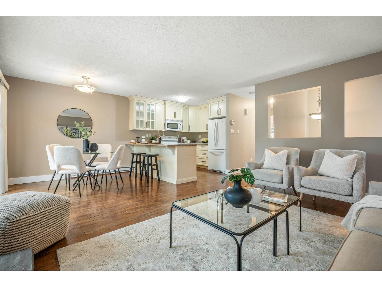 250 DAVIS CRESCENT, Langley