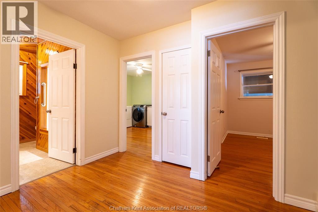 15 DETROIT DRIVE - 22