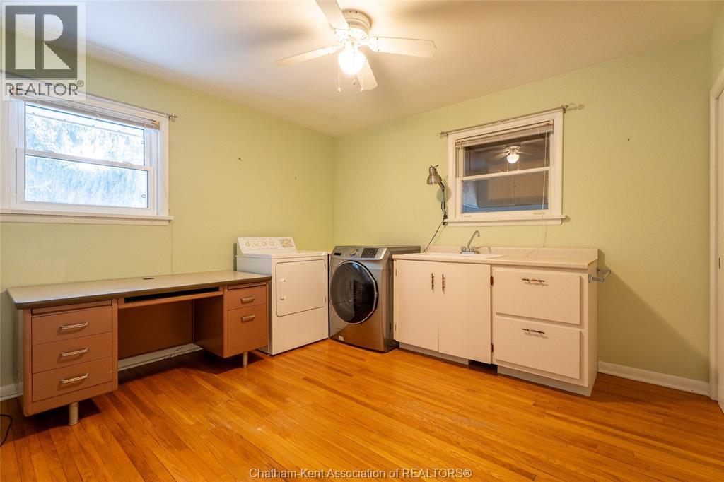 15 DETROIT DRIVE - 23