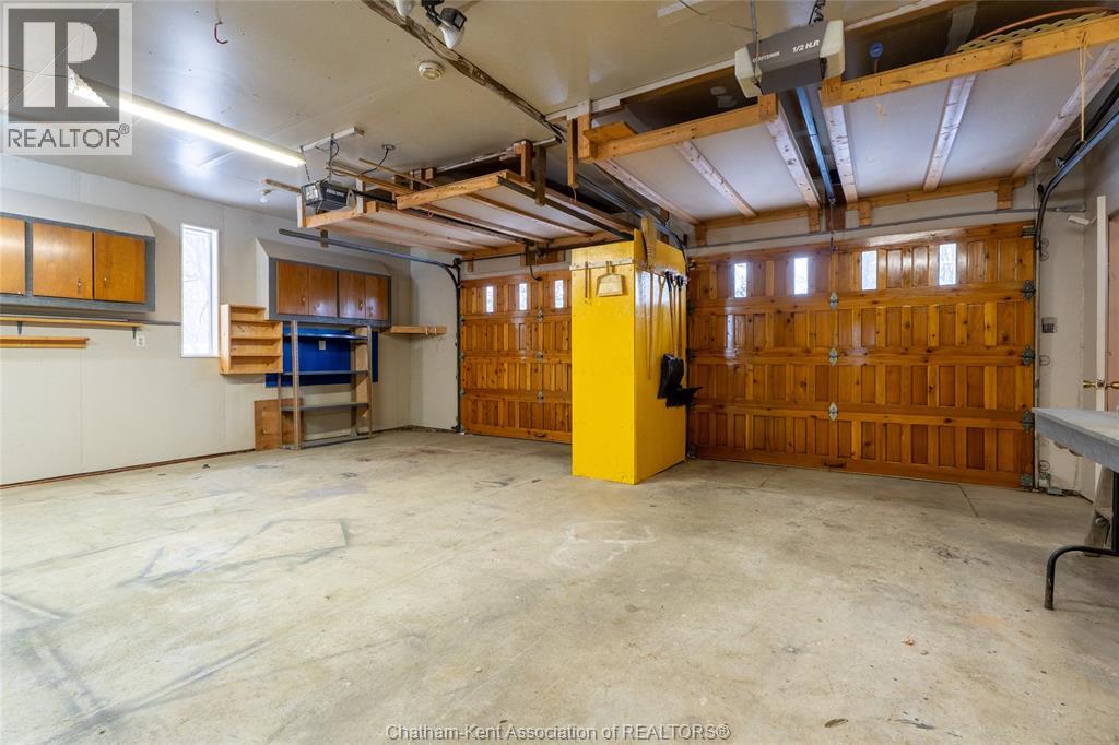 15 DETROIT DRIVE - 35