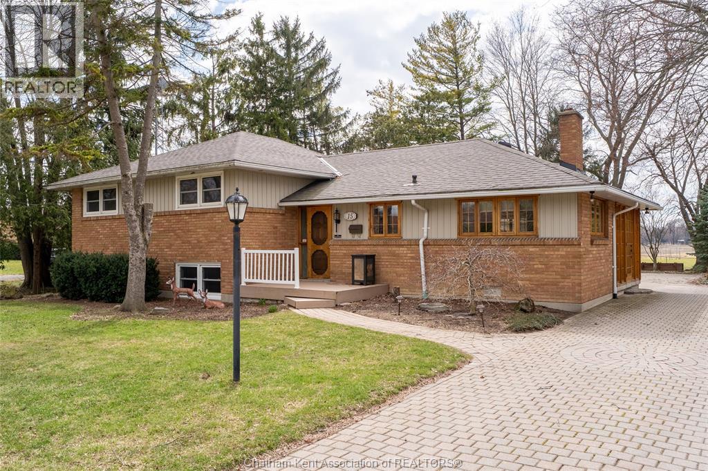 15 DETROIT DRIVE - 47