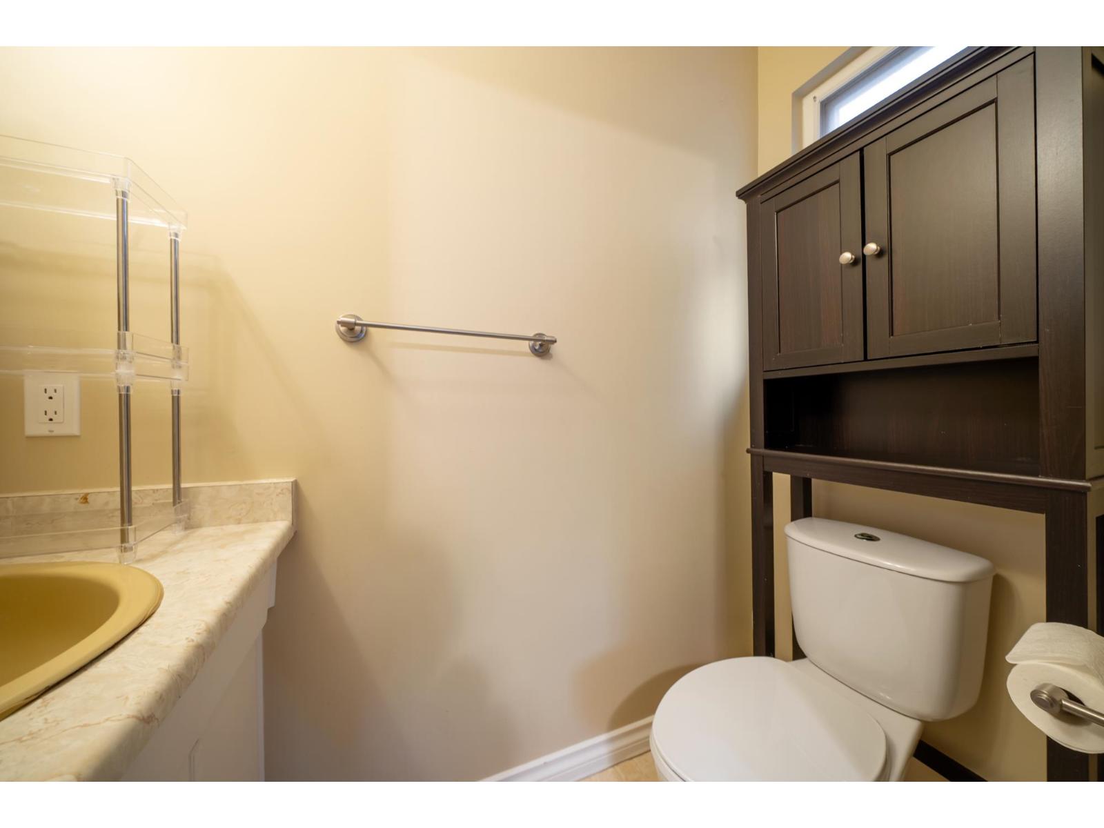 6632 BAKER Road, Delta