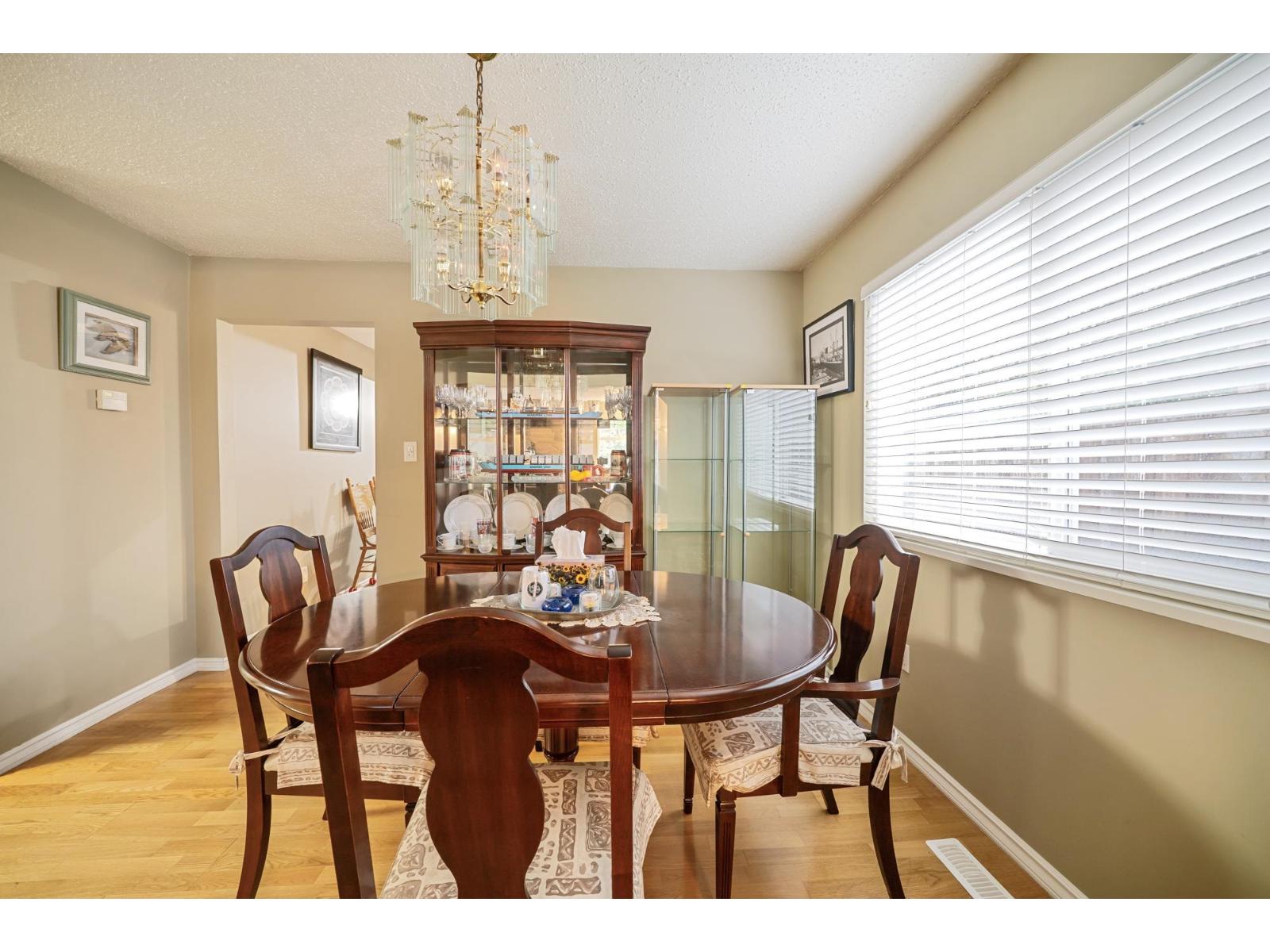 6632 BAKER Road, Delta