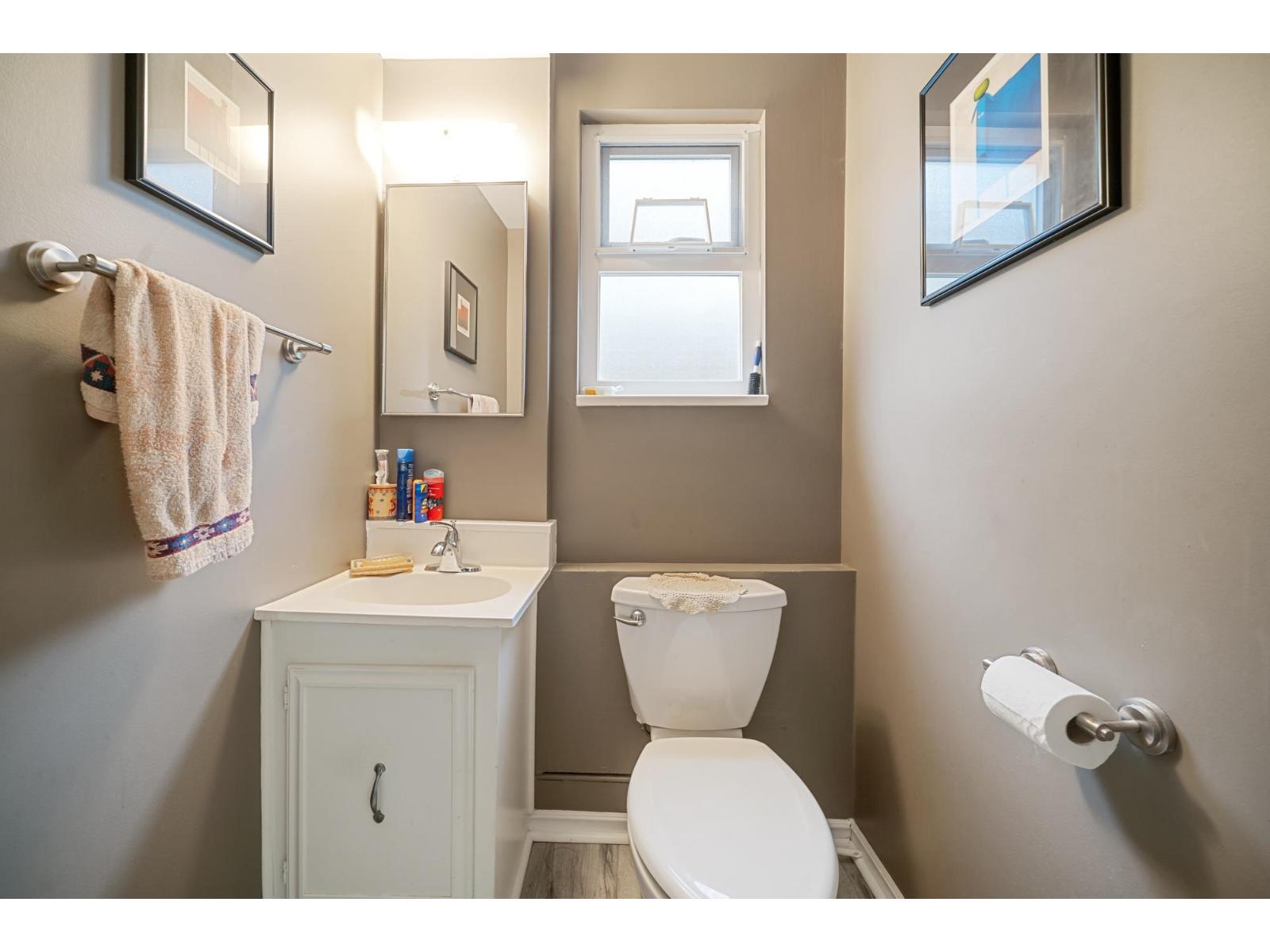 6632 BAKER Road, Delta