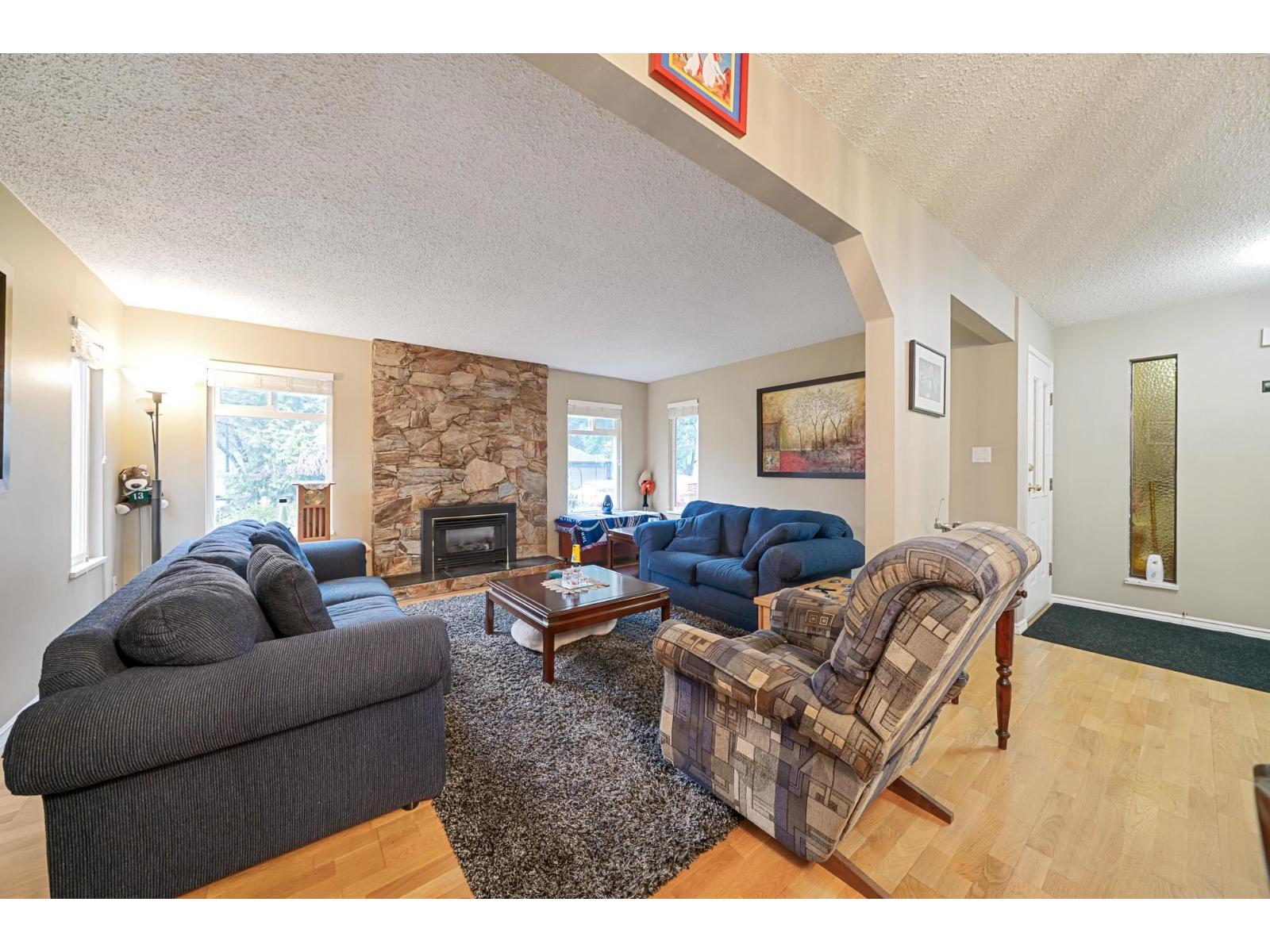 6632 BAKER Road, Delta